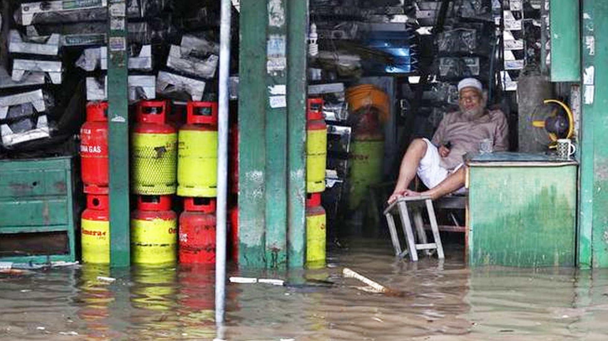 ಬಾಂಗ್ಲಾದಲ್ಲಿ ನೆರೆಹಾವಳಿ: 27 ಮಂದಿ ಸಾವು